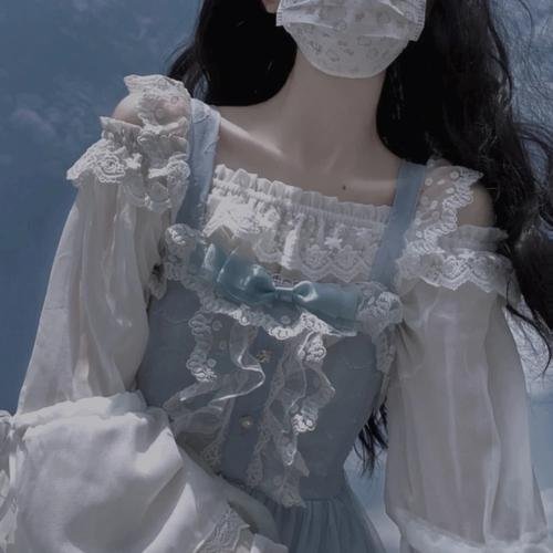 魔女荷莉
